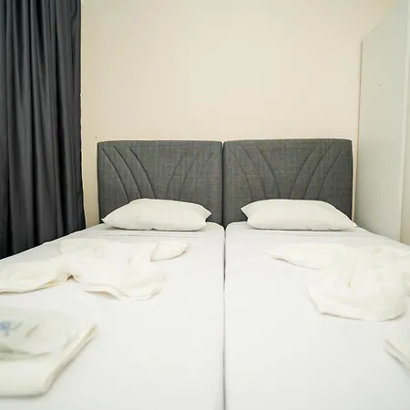 Saffron Apart-hotel